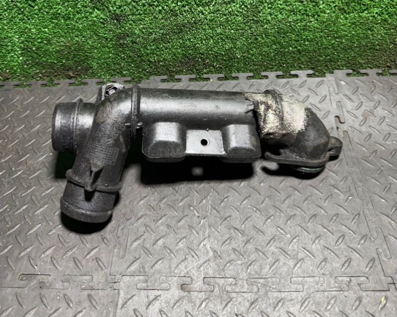 патрубок интеркулера Citroen C5 1 поколение 2004, 1.6 л., 9657083380 - фото №1