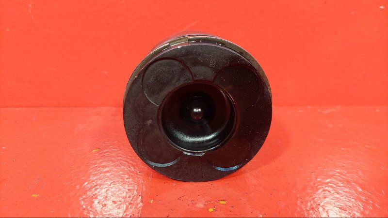 поршень Rover 75 1 поколение 2002, 2.0 л., 204D2, дизель, 11247790515 - фото №1