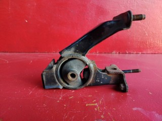 Опора (подушка) двигателя Toyota Corolla 9 поколение E130 2005, 1.6 л., 3ZZ-FE, бензин, 1237122130