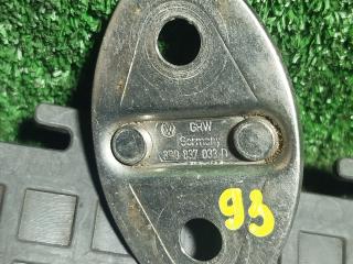 ответная часть (скоба) замка двери Audi A6 4B/C5 2000, 3B0837033D