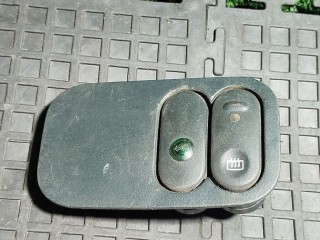 кнопка обогрева заднего стекла Renault Kangoo 1 поколение 2002, 7700307646