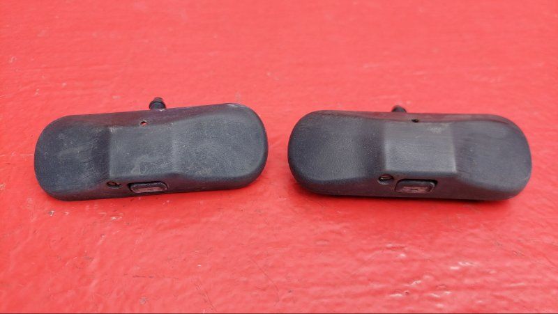 форсунка омывателя лобового стекла Volkswagen Golf 4 поколение 2005, 5M0955985 - фото №1