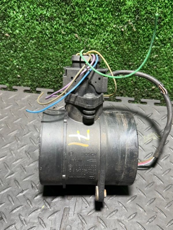 расходомер воздуха Mercedes-Benz E-Класс W211/S211 2004, 2.2 л., 281002535 - фото №1
