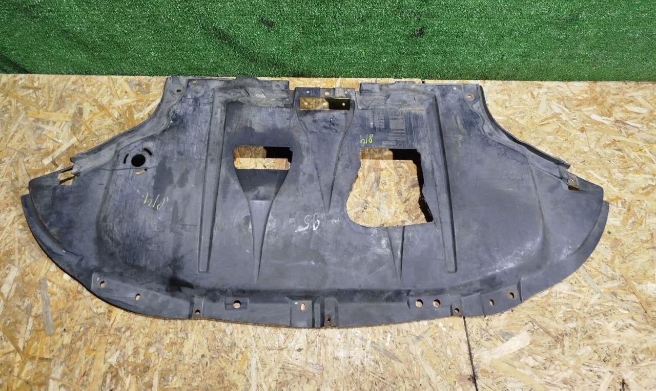 защита бампера (кенгурятник) Audi A4 B6 2006, 8E0863821AL - фото №1