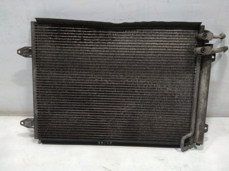 радиатор кондиционера Volkswagen Passat B6 2006, 2.0 л., BKP, дизель, 3C0820411C - фото №1
