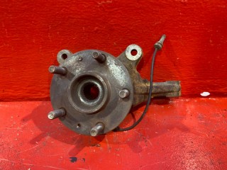кулак поворотный левый Land Rover Freelander 1 поколение 2002, 2.0 л., 20T2N, дизель, RUB000050