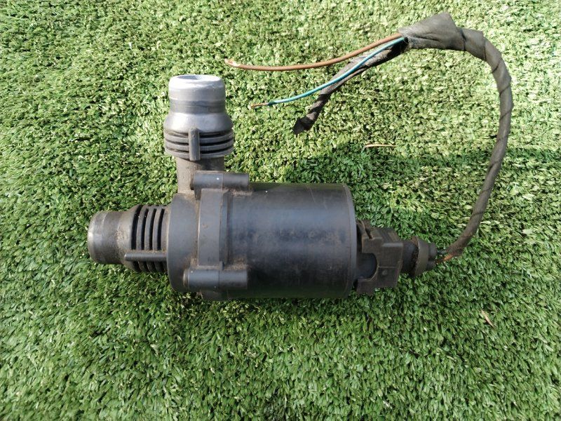 помпа BMW X5 E70 2007, 7.02078.02 - фото №1