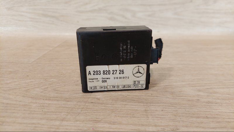 блок управления сигнализацией Mercedes-Benz S-Класс W220 1999, 112.922, A2038202726 - фото №1