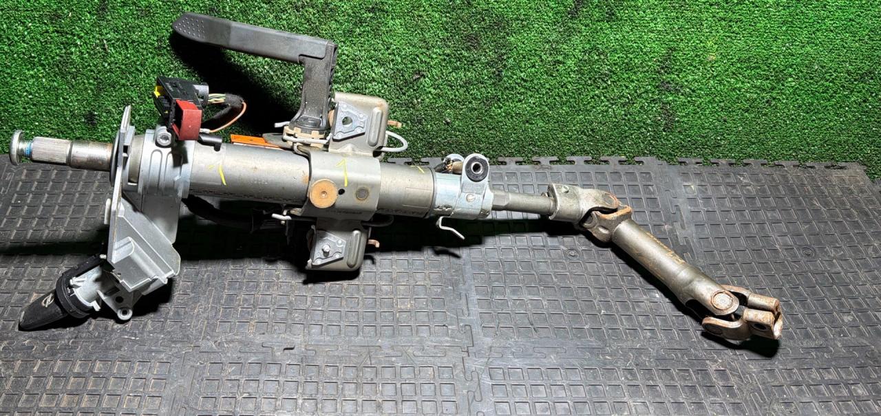 рулевая колонка Opel Zafira 2 поколение (B) 2007, 13182345 - фото №1