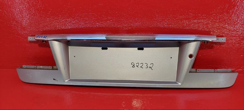 накладка двери (крышки) багажника Kia Magentis 1 поколение 2002, 2.0 л., G4JP, бензин, 873703C000 - фото №1