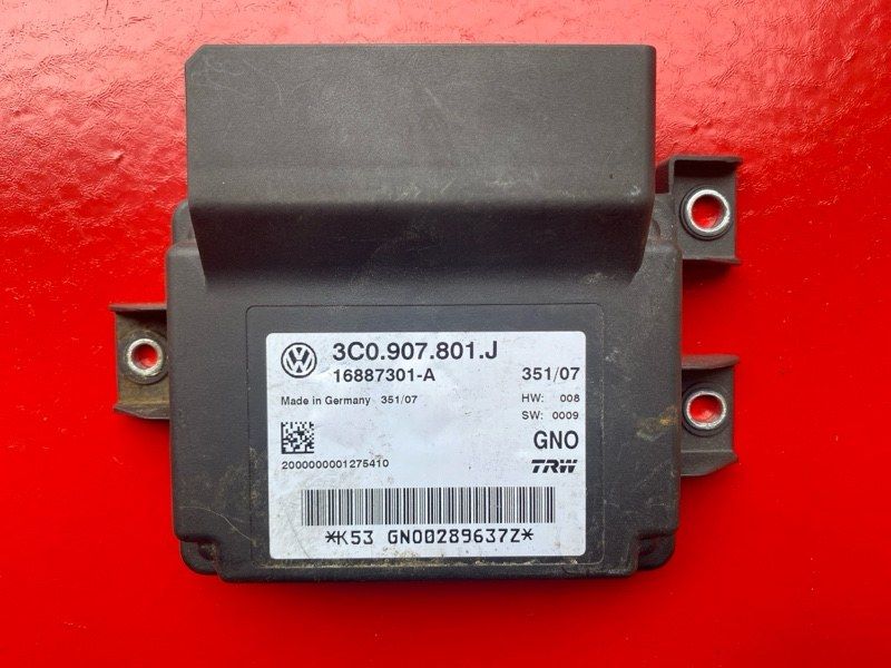 блок управления ручником Volkswagen Passat B6 2006, 1.9 л., BXE, дизель, 3C0907801 - фото №1