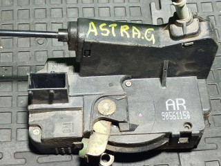 замок двери передней правой Opel Astra G 1999, 1.6 л., бензин, МКПП, хетчбэк 3 дв., 90561150