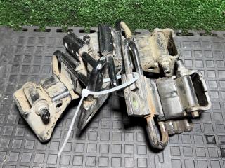 петля двери Audi A4 B6 2004, 1.8 л., бензин, седан, 8E0831411
