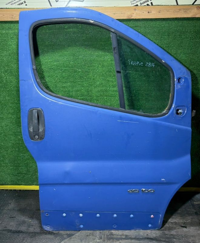 дверь передняя правая Renault Trafic 2 поколение 2005 - фото №1