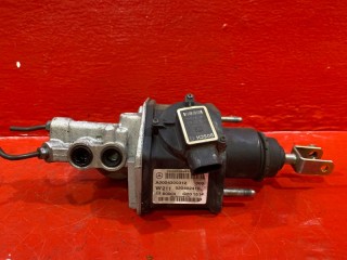цилиндр тормозной главный Mercedes-Benz E-Класс W211/S211 W211 2005, 4300312