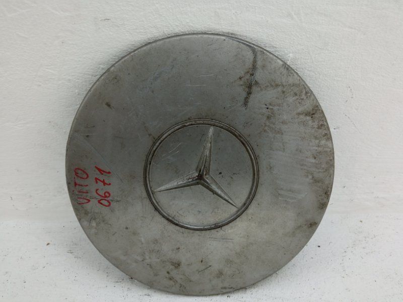 колпак колесный Mercedes-Benz Vito W638 2001, OM611, 6384010325 - фото №1