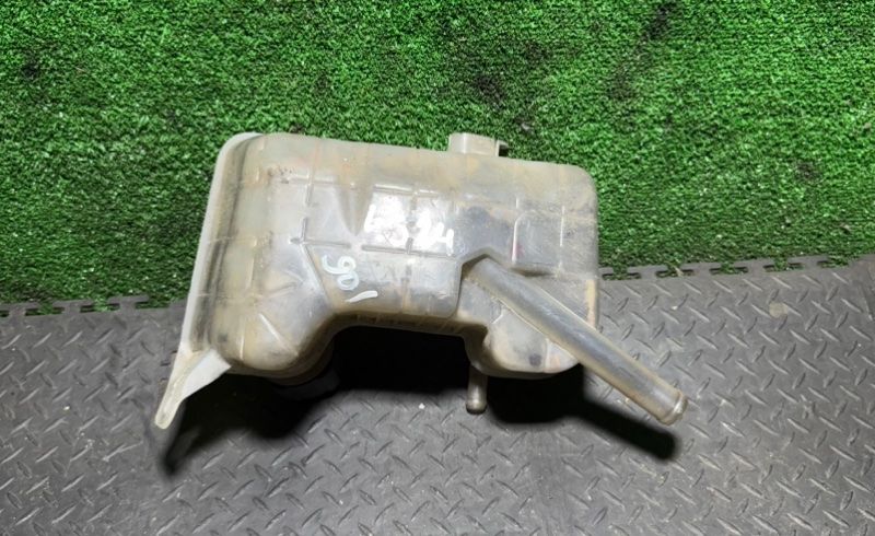 бачок расширительный Renault Scenic 2 поколение 2006, 8200262036 - фото №1