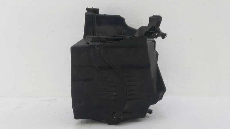 корпус воздушного фильтра Ford Focus 2 поколение 2008, 7M519600BF - фото №1