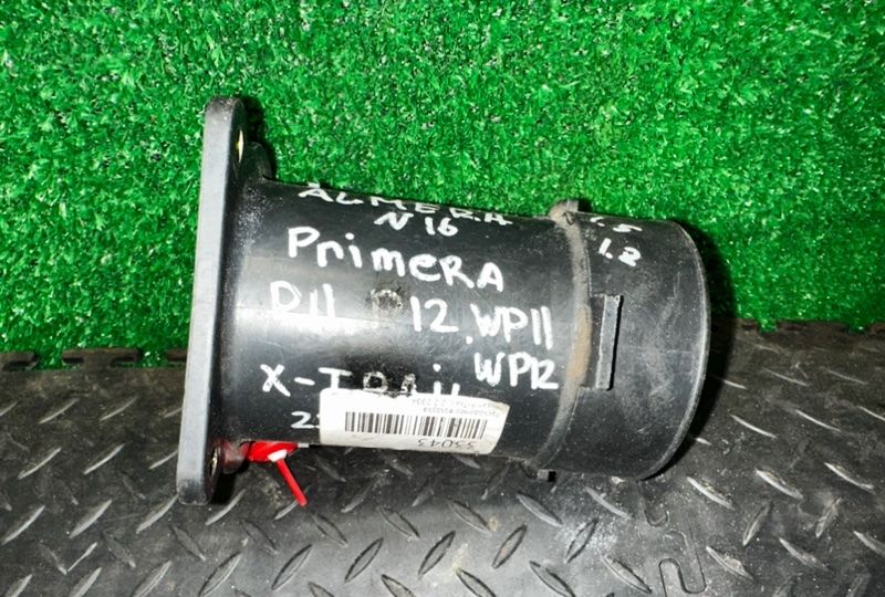 расходомер воздуха Nissan X-Trail T30 2004, 22680AW400 - фото №1