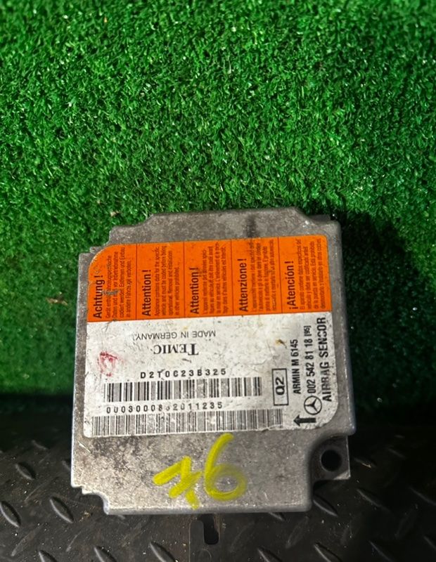 блок AirBag Mercedes-Benz M-Класс W163 2001, 25428118 - фото №1