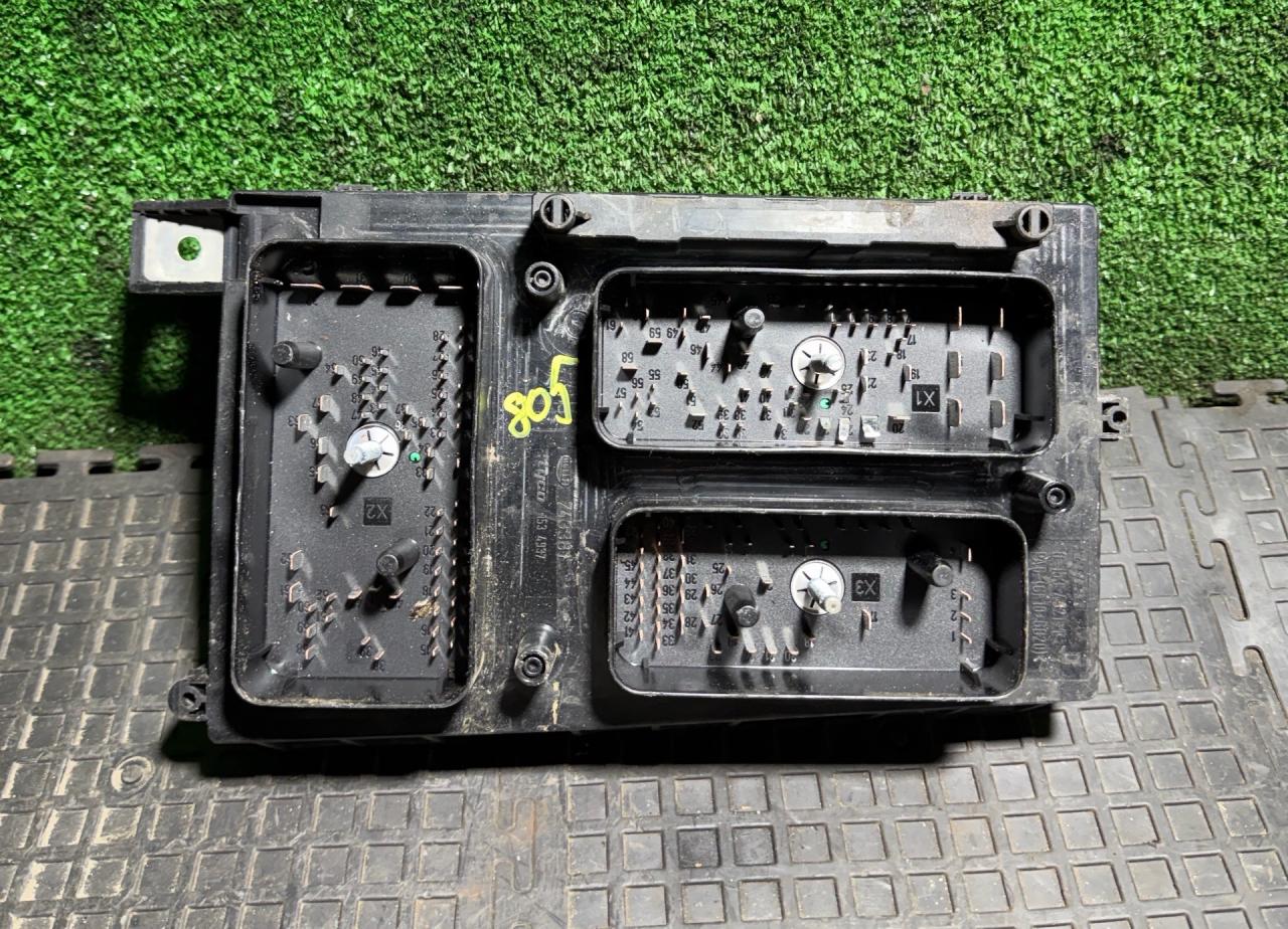 блок предохранителей Opel Astra H 2005, 1.6 л., бензин, МКПП, 13206753