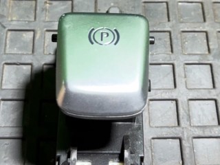 кнопка ручного тормоза (ручника) Mercedes-Benz C-Класс W205/S205/C205 2014, 2.2 л., дизель, АКПП, A2059056603