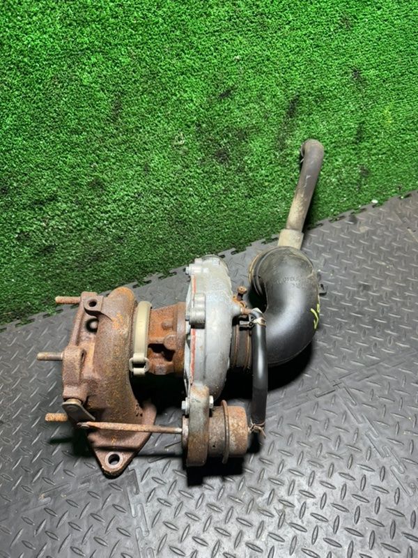 турбина Toyota Hilux 7 поколение 2008, 2.5 л., 17201-30030 - фото №1