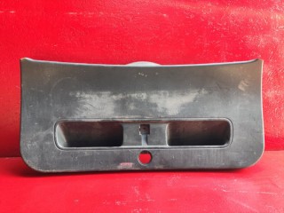накладка двери (крышки) багажника Kia Ceed 1 поколение 2009, 817511H510