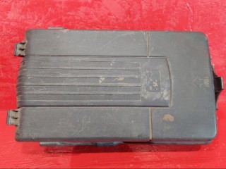 крышка аккумулятора Skoda Octavia 1 поколение [рестайлинг] 2008, CGGA / BUD, 1K0915443C