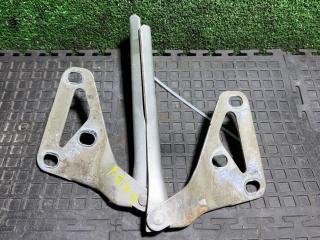 петля капота Opel Astra H 2005, 1.6 л., бензин, МКПП, 13213448