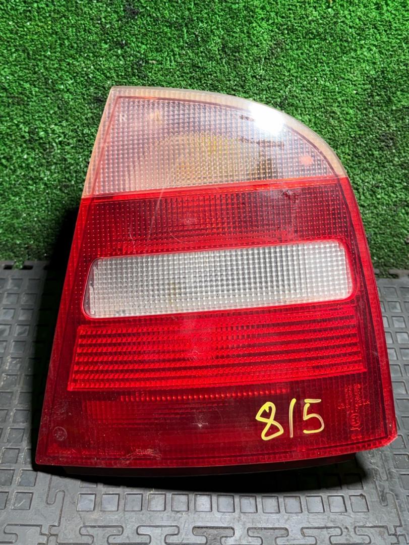фонарь задний правый Skoda Octavia 1 поколение (A4) 1997, 1.6 л., бензин, лифтбэк, 1U6945112 - фото №1