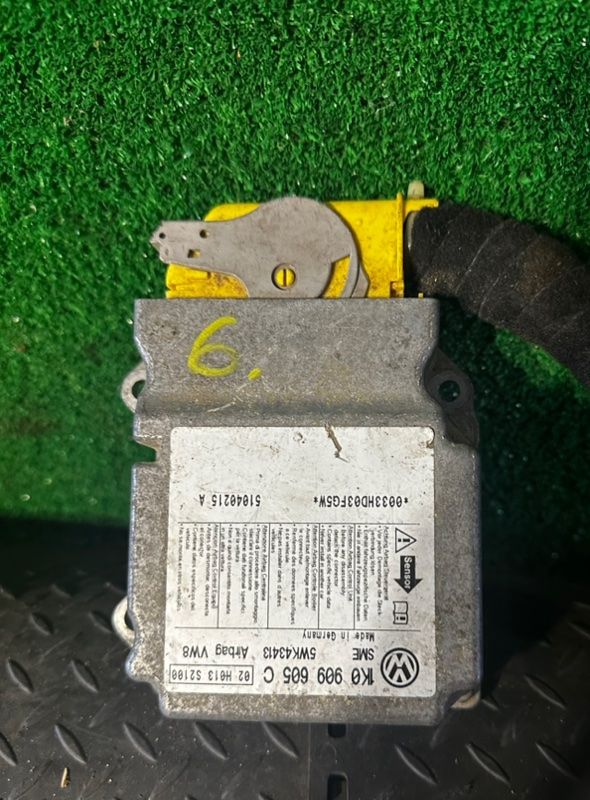 блок AirBag Volkswagen Passat B5 2001, 1K0909605C - фото №1