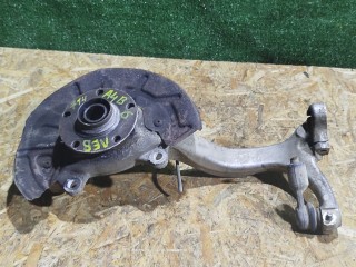 кулак поворотный левый Audi A4 B6 2005