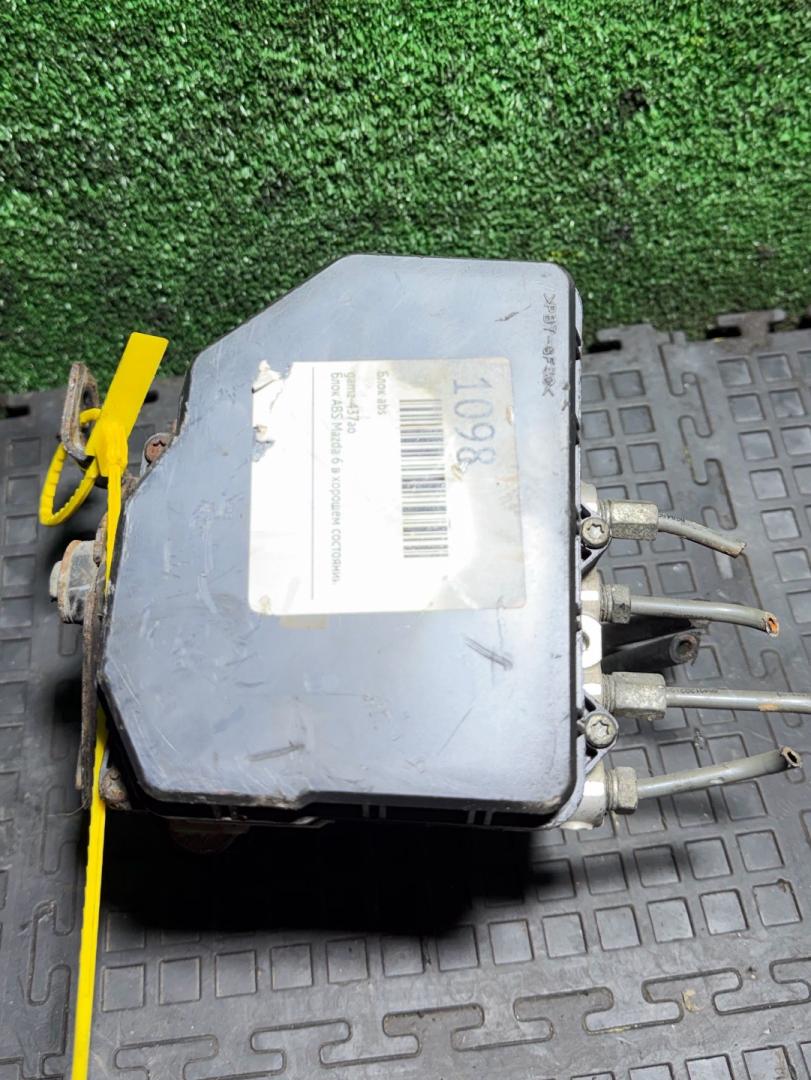 блок ABS Mazda 6 GH 2008, 2.0 л., дизель, 1338004451 - фото №1
