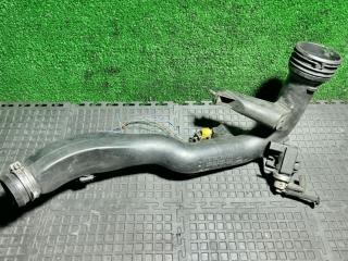 патрубок интеркулера Audi A4 B7 2005, 8E0145762