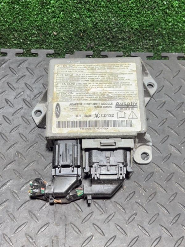 блок AirBag Ford Mondeo 3 поколение 2003, 3S7T14B056AC - фото №1