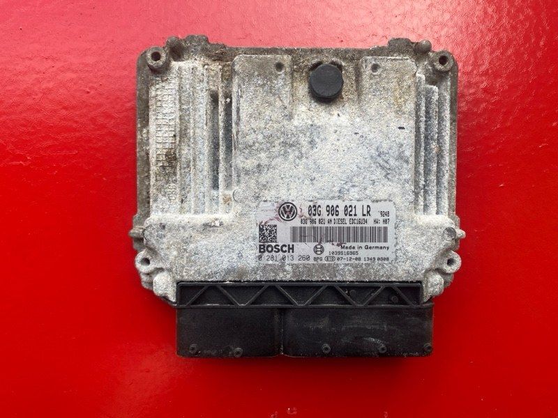 блок управления двигателем Volkswagen Passat B6 2006, 1.9 л., BXE, дизель, 03G906021LR - фото №1