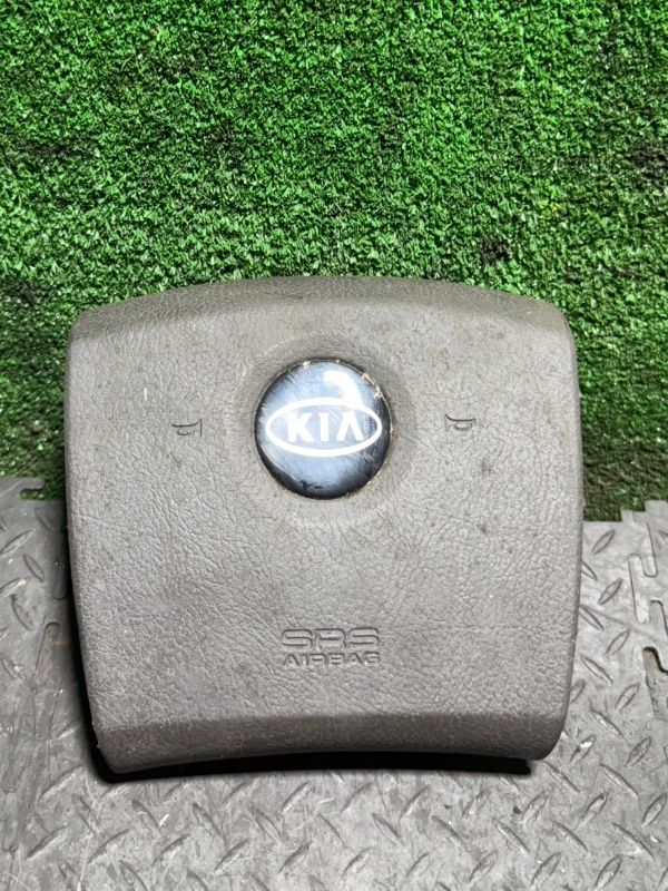 подушка безопасности водителя Kia Sorento 1 поколение 2004, 2.5 л., 5, 69E15 - фото №1