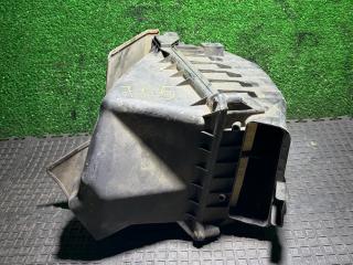 корпус воздушного фильтра Audi A4 B6 2004, 1.8 л., бензин, седан, 06C133843