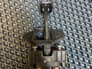 ограничитель открывания двери задней BMW 3 серия E90 [рестайлинг] 2010, 2.0 л., N47 D20 C, дизель, АКПП, 475 black- sapphire metallic, седан, задний привод, правый руль, 51227176808