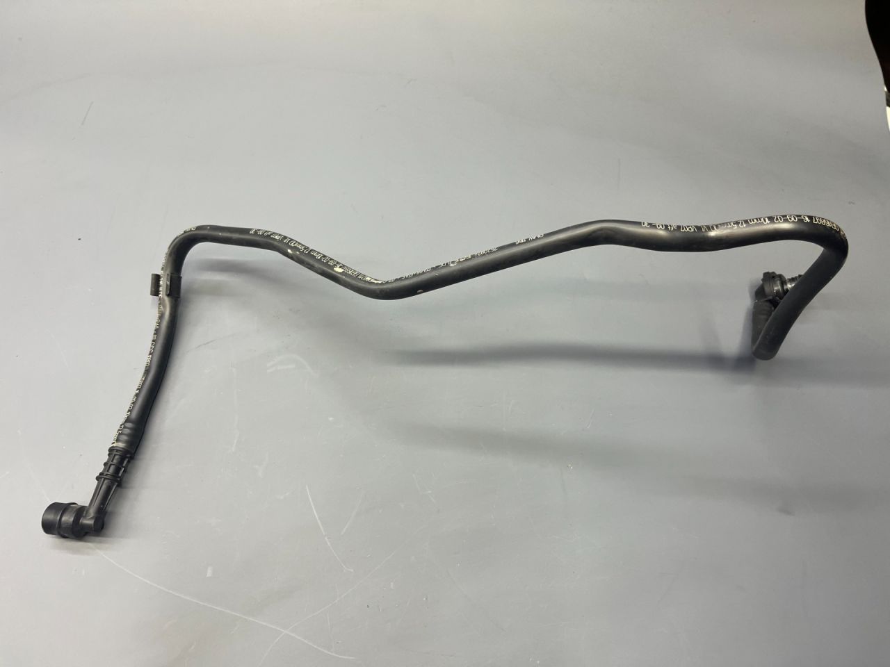 трубка вакуумная Mini Countryman 2 поколение F60 2017, 1.5 л., B36 A15 A, бензин, АКПП, c2m, хетчбэк 5 дв., передний привод, 11668654730, 8654730, 11667620924, 7620924 - фото №1