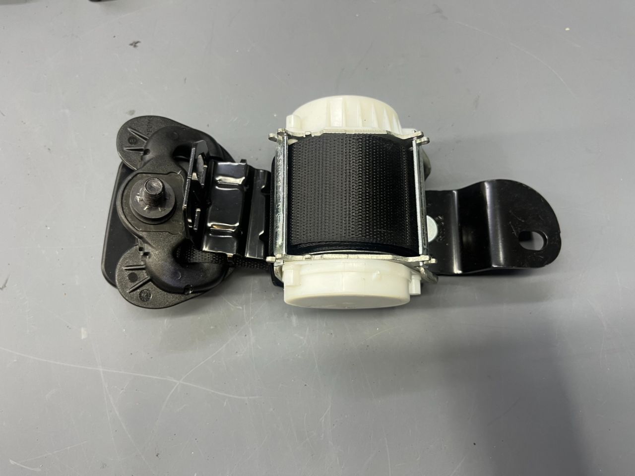 ремень безопасности Mini Countryman 2 поколение F60 2017, 1.5 л., B36 A15 A, бензин, АКПП, c2m, хетчбэк 5 дв., передний привод, 72117479292, 7479292 - фото №1