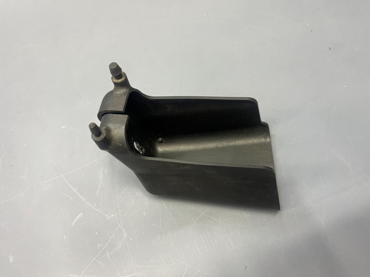 накладка декоративная Mini Countryman 2 поколение F60 2017, 1.5 л., B36 A15 A, бензин, АКПП, c2m, хетчбэк 5 дв., передний привод, 51237477554, 7477554 - фото №1