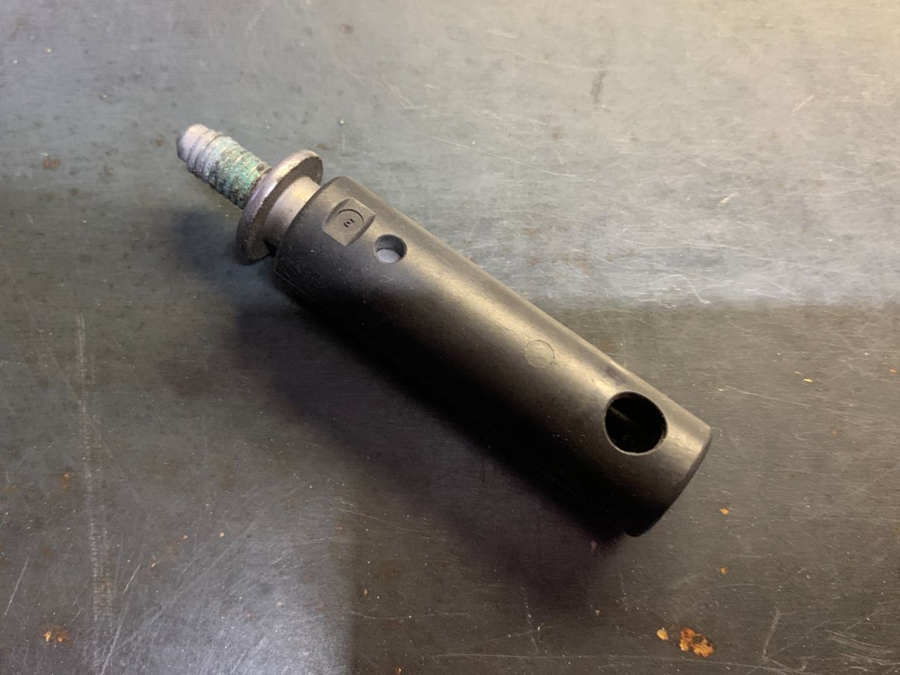 кронштейн радиатора Mini Countryman 2 поколение F60 2017, 1.5 л., B36 A15 A, бензин, АКПП, c2m, хетчбэк 5 дв., передний привод, 17118605551, 8605551 - фото №1