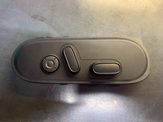 блок управления сиденьем Mini Countryman 2 поколение F60 2017, 1.5 л., B36 A15 A, бензин, АКПП, c2m, хетчбэк 5 дв., передний привод, 61319384940, 9384940