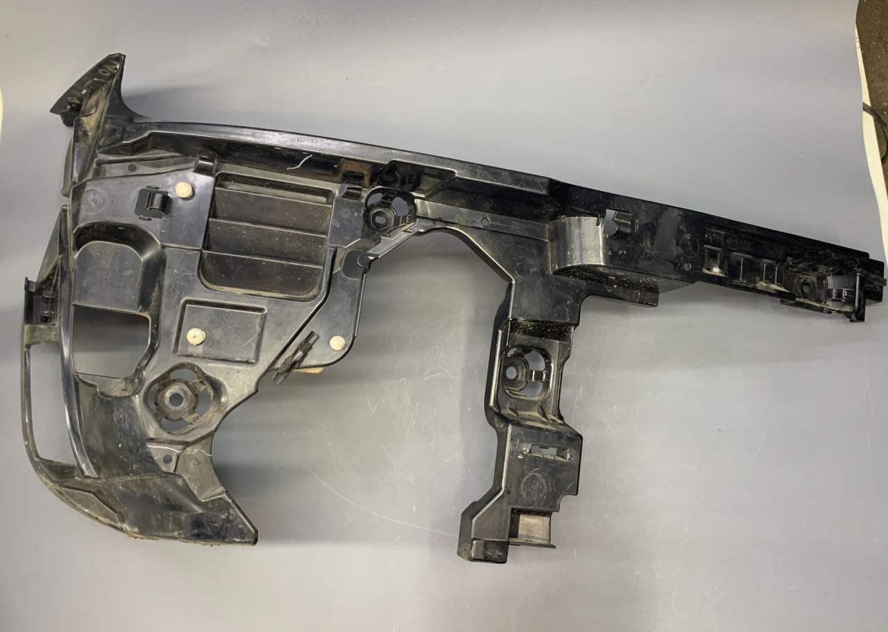 Крепление бампера заднего Mini Clubman 2 поколение (F54) (2015 - 2025), 51127348901, 7348901 - фото №1