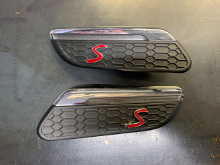 повторитель поворота на крыле Mini Cooper S 3 поколение [2-й рестайлинг] F56 2023, 2.0 л., бензин, робот, зеленый, хетчбэк 3 дв., 63179879003, 9879003, 63179879004, 9879004