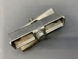 крепление аккумулятора Mini Countryman 2 поколение F60 2017, 1.5 л., B36 A15 A, бензин, АКПП, c2m, хетчбэк 5 дв., передний привод, 61218780037, 8780037, 61219312294, 9312294