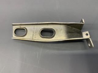 кронштейн (крепление) Mini Cooper S 3 поколение [2-й рестайлинг] F56 2023, 2.0 л., бензин, робот, зеленый, хетчбэк 3 дв., 51647318491, 7318491