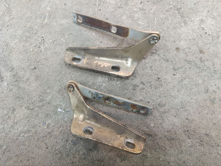 петля капота Chevrolet Niva 1 поколение 2008, 1.7 л., бензин, МКПП